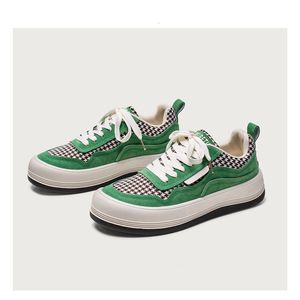 Dress Shoes Koreaanse stijl Men S Canvas Green Harajuku Casual Sneakers Men Platform Skateboard Streetwear Mens Vulcanised 230814