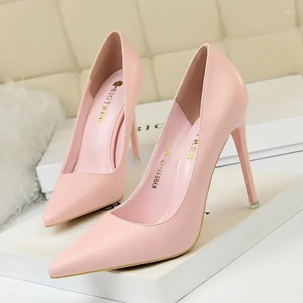 Zapatos de vestir versión coreana de las mujeres de moda que look talls más delgados tacones delgados dedos de los pies puntiagudos y sencillo sexy