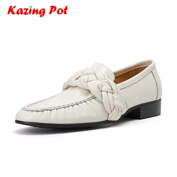 Chaussures habillées krazing pot gladiateur mouton de mouton rond Femmes Summer Street moderne porter des talons basse chaînes de papillon