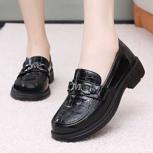 Chaussures habillées Mocassins brillants en cuir laqué pour femmes style britannique bout rond noir JK petites chaussures semelle souple plate simple