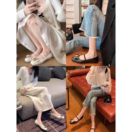 Dress Shoes Lady goedkope ontwerper zachte luxe originele gewone ballet flats puntige teen mals leer zwart wit beige dames slip-ons 48 39 3 l2405