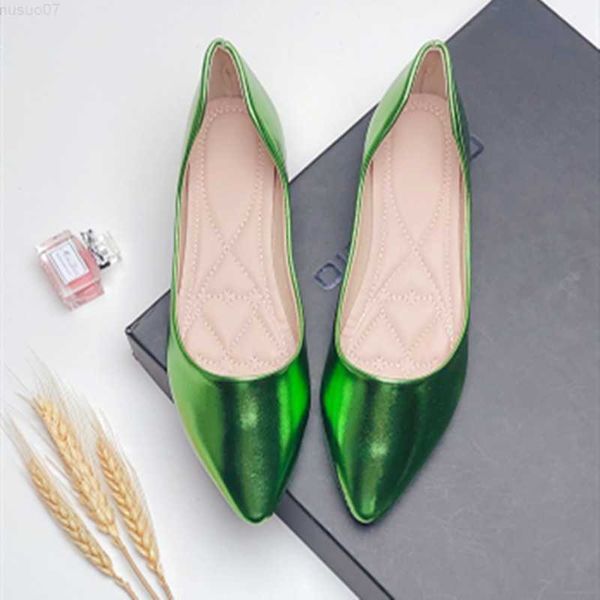 Zapatos de vestir Dama Pearlescent Material Pisos Punta puntiaguda Plantilla Spogy para pie tierno Ajuste ancho 33-48 Verde Champagne Balerinas Rojas Mujer L230721