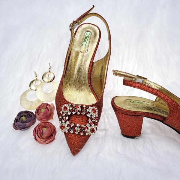 Zapatos de vestir último diseño de damas africanas fiesta de moda italiana color rojo trabajo cómodo