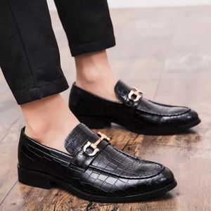 Zapatos de vestir Cuero Marrón Formal Hombre Zapato de boda Elegante Traje de lujo Tamaño grande Fiesta de moda Pisos puntiagudos