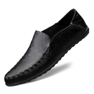 Zapatos de vestir Hombres de cuero Zapatos casuales Marca de lujo Mocasines formales Mocasines de cuero para hombres Suave y transpirable Resbalón en los zapatos para caminar R230227