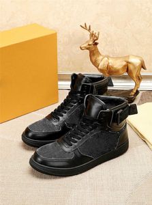 Chaussures Chaussures en cuir Baskets en toile Designer de luxe Rivoli High Top Hi-Top Hommes Monogrammes classiques avec boîte