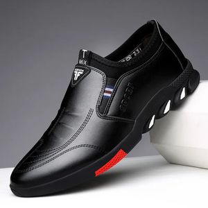 Geklede schoenen Leren schoenen voor heren Lente Heren Zakelijk Casual Zachte zolen Antislip Ademend All-Match schoeisel Loafers Zapatos 231019