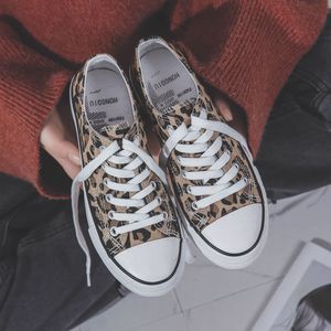 Zapatos de vestir con estampado de leopardo, zapatos de lona de alta calidad, zapatillas Harajuku, zapatos planos combinables con cordones a la moda, ropa de calle clásica para mujer 230508