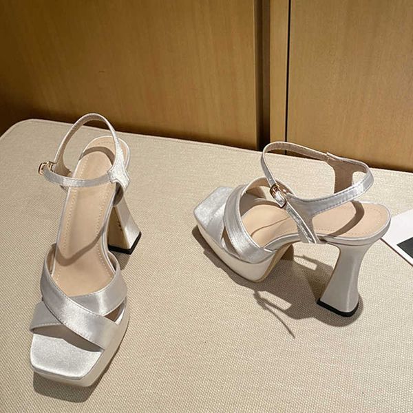 Zapatos de vestir Liyke, Sandalias de plataforma con punta abierta y parte inferior gruesa sexis de verano para Mujer, zapatos de vestir de fiesta con tacones súper altos blancos, Sandalias para Mujer 2023