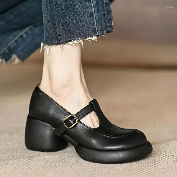 Chaussures habillées lluumiu femmes Mary Jane Brown Summer Fashion Chain de mode vintage Femme High Talons Small Leather Office Pumps