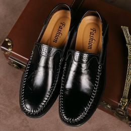 Robe chaussures mocassins en cuir véritable hommes marque de luxe designer casual appartements mocassins sans lacet conduite pour hommes noir bleu plus taille 47 231218