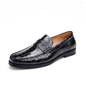 Zapatos de vestir Luolundika Cuero de cocodrilo Hombres Moda de negocios Estilo británico Pointe Mocasines puntiagudos Masculino