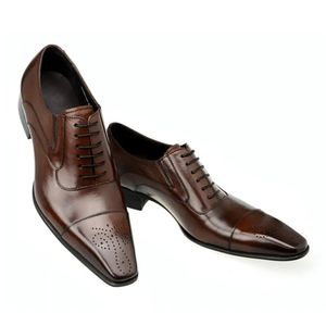 Dress Shoes Designer de luxe hommes chaussures en cuir affaires tête carrée en cuir chaussures habillées pour hommes décontracté à lacets chaussures simples Zapatos Hombre 231009