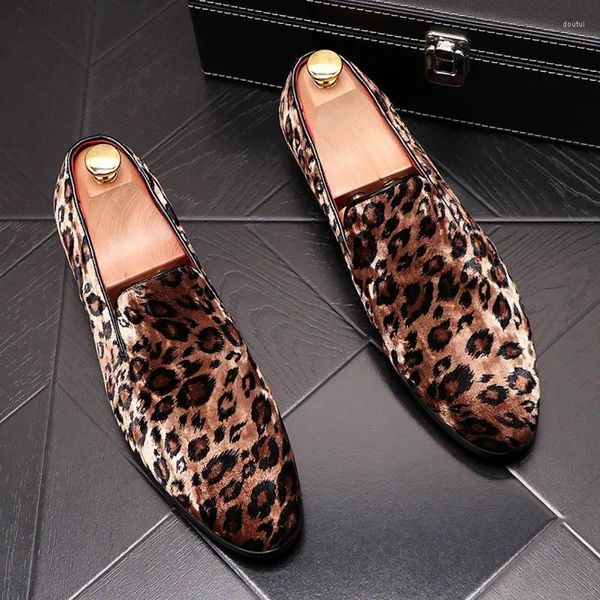 Zapatos de vestir Diseñador de lujo Ante Leopardo Pisos Charm Boda Tarde Oxford Formal Hombres Sapato Social Masculino