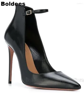 Zapatos de vestir Mat de lujo Cuero negro Punta puntiaguda Hebilla Diseñador Stilettos Tacones altos Mujer Tobillo Correa Bombas de fiesta nupcial