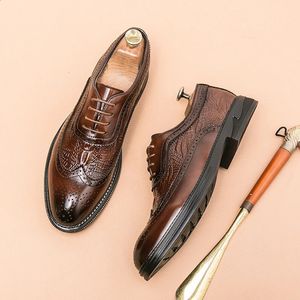 Chaussures habillées Chaussures richelieu de luxe pour hommes chaussures de costume pour hommes chaussures en cuir d'affaires formelles décontractées chaussures de mariage marron pour hommes chaussures de banquet de robe italienne 231110