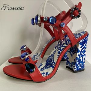 Nette schoenen Luxe print moderne sandaal Blauw en wit porselein Dikke hak Kristal Diamant verfraaid Zomer 231212