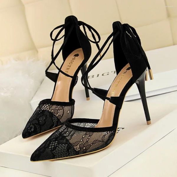 Zapatos de vestir de lujo sexy tacones altos de las mujeres delgadas 10 cm súper superficial con muescas de malla de encaje cruzado solo 34-40