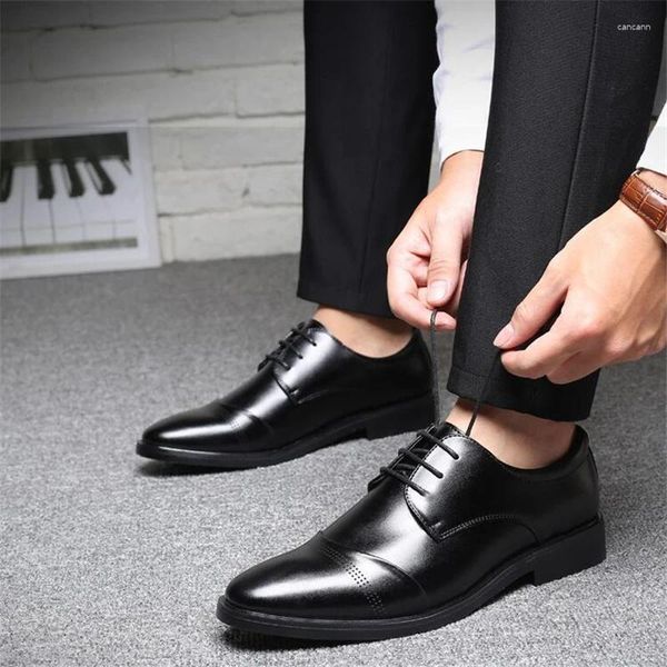 Chaussures habillées man mode business en cuir derby pour hommes chaussures de mariage confortable lacet up club fête d'été au printemps automne