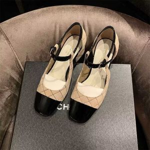 Zapatos de vestir Mary Jane Womens 2023 Spring New Korean Edition Small Fragant Wind Diamond Plid Hollow Feat Pulsera Fashion H240412
