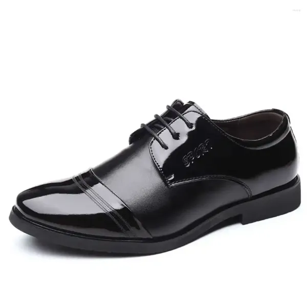 Zapatos de vestir Longitud media Altura hasta los tacones elegantes para hombre para la boda Hombres de lujo Diseñador Zapatillas de deporte Deportes Celebridad