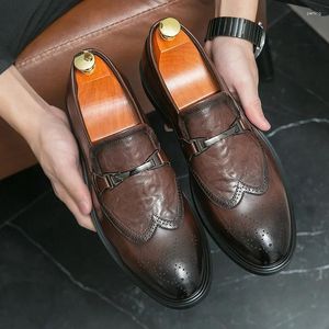 Dress Shoes Men Business Pu Haarden Buckle decoratief blok gesneden loafers Britse stijl comfortabel banket