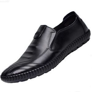 Zapatos de vestir Hombres Mocasines casuales Cómodos Peso ligero Calzado plano para caminar Mocasines Italiano Transpirable Resbalón en zapatos de cuero masculinos L230720