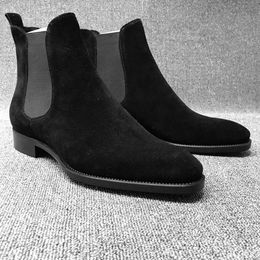 Chaussures habillées Hommes Chelsea bottes noir marron velours haute cheville chaussures habillées hommes chaussures de marche résistant à l'usure Chelsea robe bottes Botas de HombreL2401