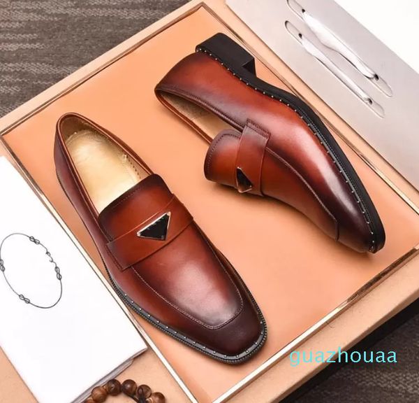 Chaussures habillées hommes élégantes marque italienne en cuir verni chaussures habillées hommes formelle Sepatu sans lacet Pria 11