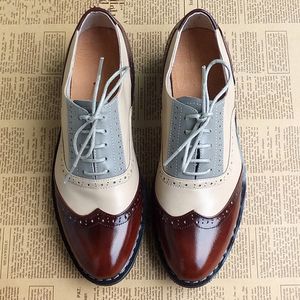 Kledingschoenen mannen echte lederen brogues oxford flats schoenen voor heren bruin handgemaakte vintage casual sneakers plat 230814