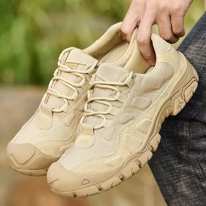 Zapatos de vestir Hombres Botas de combate militares Zapatos de trabajo de viaje ocasionales impermeables Calzado táctico del ejército Zapatillas de deporte transpirables para hombre Botas de desierto Otoño 231207