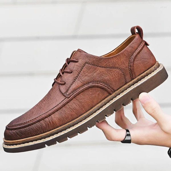 Chaussures habillées Angleterre Casual Leather Original High Quality Fashion Fashion Elegant Designer Luxury Four Seasons Tendance