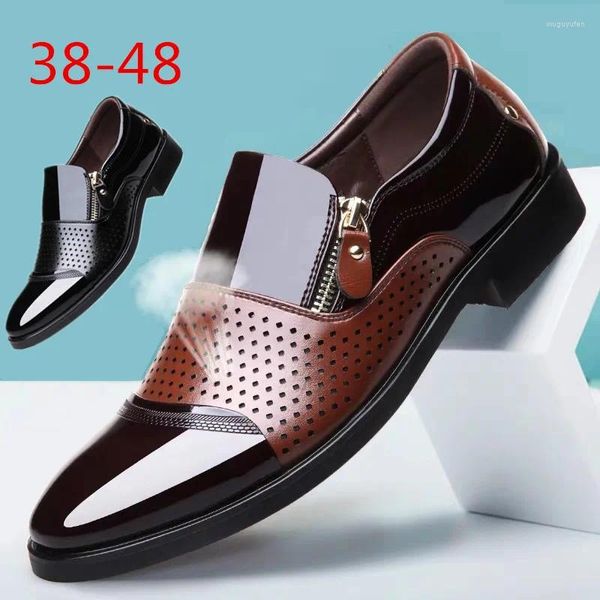 Zapatos de vestir de cuero para hombres, transpirables, huecos, ligeros, planos informales de Inglaterra, calzado masculino 38-48