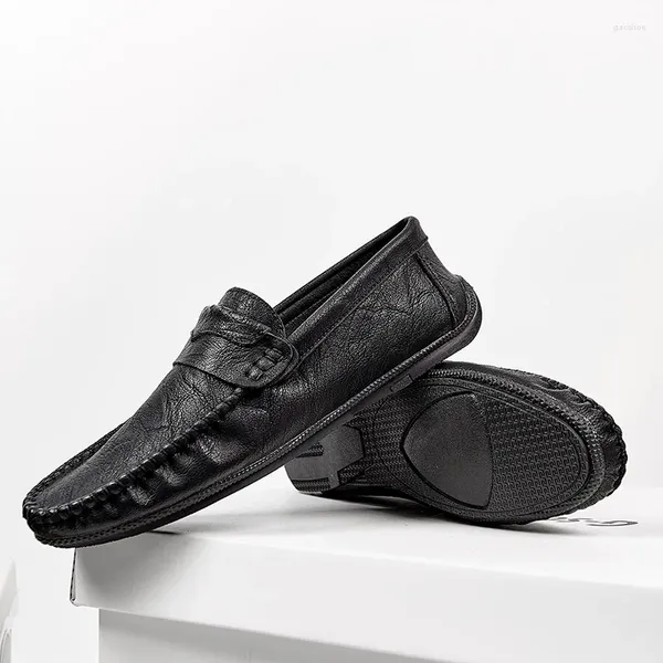 Zapatos de vestir Slip-on de cuero para hombres La moda salvaje Cómodo Modelo antideslizante resistente al desgaste Primavera y otoño Empuje principal