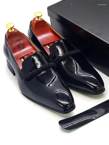 Geklede schoenen heren groothandel zwart lakleer loafers puntige feestbruiloft