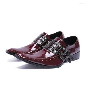 Robe chaussures hommes formel en cuir véritable Oxford pour hommes vin rouge italien 2024 boucle de mariage richelieu