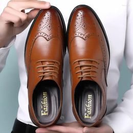 Chaussures habillées Hommes Oxford Véritable Cuir Brogue Classique Business Grande Taille 46 Homme Formel Mariage Pour Hommes