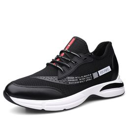 Chaussures habillées Chaussures pour hommes printemps et automne couples à la mode trous volants en tissu tissé sports de loisirs en cours d'exécution version coréenne 230926