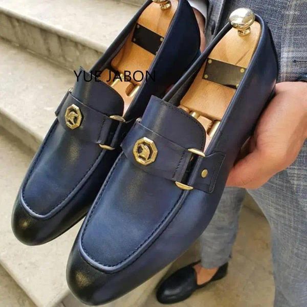 Zapatos de vestir Hebilla de metal Mocasines azules para hombres Punta cuadrada Slip-On Zapatos de negocios Hombre Vestir Tamaño 38-48