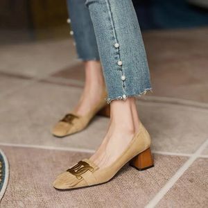 Dress Shoes Metal Decoration European Style 5cm Med Heel Square Toe Rijpe Lady Fashion Slip On Blue Camel Cozy Women Pumps