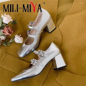 Kledingschoenen Mili-Miya Fashion Crystal Buckle Strap Women Sheep Skin Pumps Dikke hakken Ronde Teen vaste kleurenfeest handgemaakt