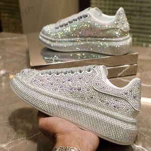 Chaussures habillées Nouveau 2023 Automne Femmes Plate-forme Chaussures strass Semelle épaisse Blanc Argent Chaussures Brillant Cristal Baskets Tendance Casual Baskets T230609