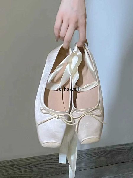 Zapatos de vestir NUEVA Moda Zapatos de ballet de seda clásicos Zapatos de ballet con cordones Mujeres Punta cuadrada Bowtie Mujeres Pisos Zapatos elegantes de San Valentín T230208