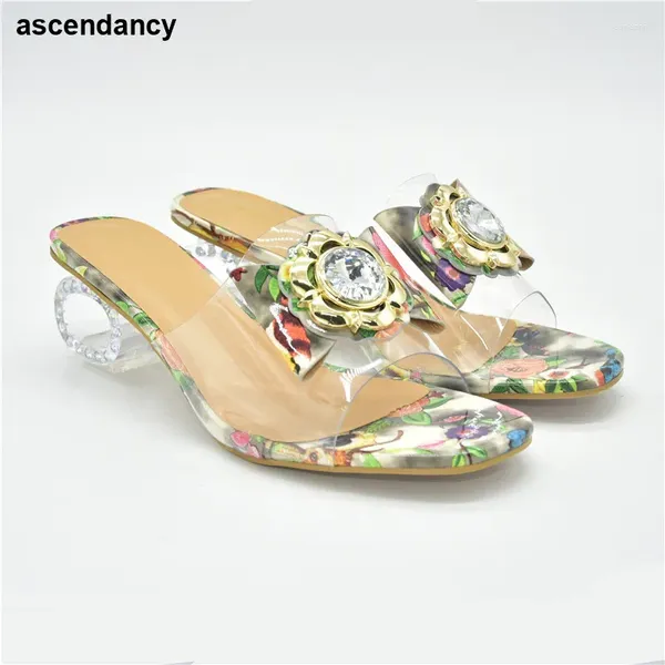 Zapatos de vestir Nigeria Sandalias para mujeres Fashion Transparent Tisos altos tacones Sexy Ladies Pattern