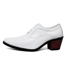 Dress Shoes Number 38 Red Wine Plus Size Jurken Sports Man heren voor bruiloft sneakers seizoen Snekers sapa