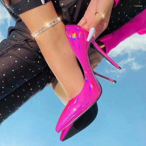 Chaussures habillées hologramme rose Iridescent en cuir breveté talons hauts Pompes pointues glissa sur une fête peu profonde célébrant le soir 12 10 8
