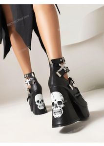 Dress Shoes Platform Pumps voor vrouwen dikke hoge hakken gesp geworden riem Goth Gothic Style Punk 2023 Spring Mary Jane