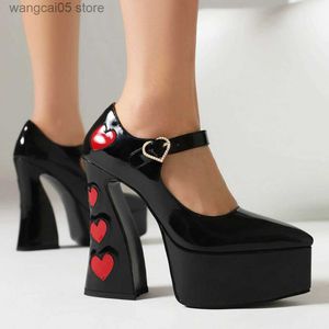 Dress Shoes Platform Pumps Round Toe Chunky Block Heel enkelriem met hart 2023 Spring gloednieuwe hoge hakken Mary Janes Women Shoes T230818