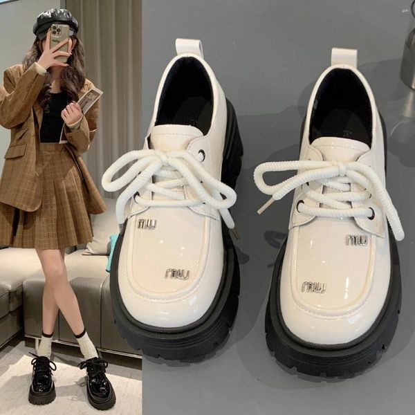 Plataforma de zapatos de vestir Vintage Oxford 2024 Spring Autumn Elegant Tacón Elegante Lace de cuero Mujeres Fashion Focafer Black White Walkings Walking