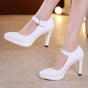 Kledingschoenen plus maat 32 33-43 puntige teen damespompen 2022 Rhinestone enkel buckle hakken bruiloft vrouw kantoor werkschoen